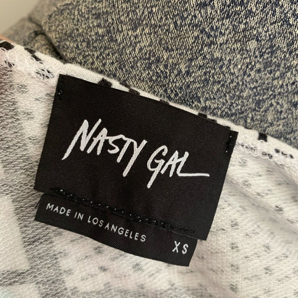 Nasty Gal Modern Colorblock Tank - Picture 4 of 4